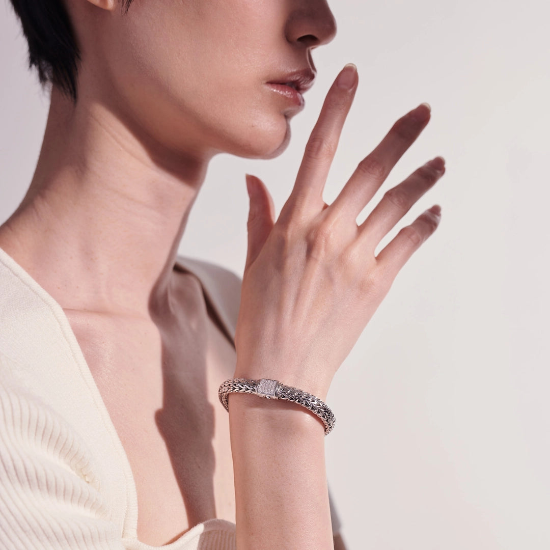 Main Selected Image